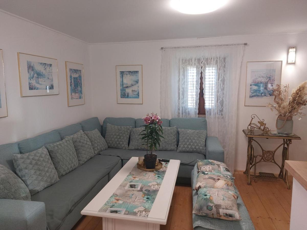 Apartment Bellavista グロジュニャン エクステリア 写真